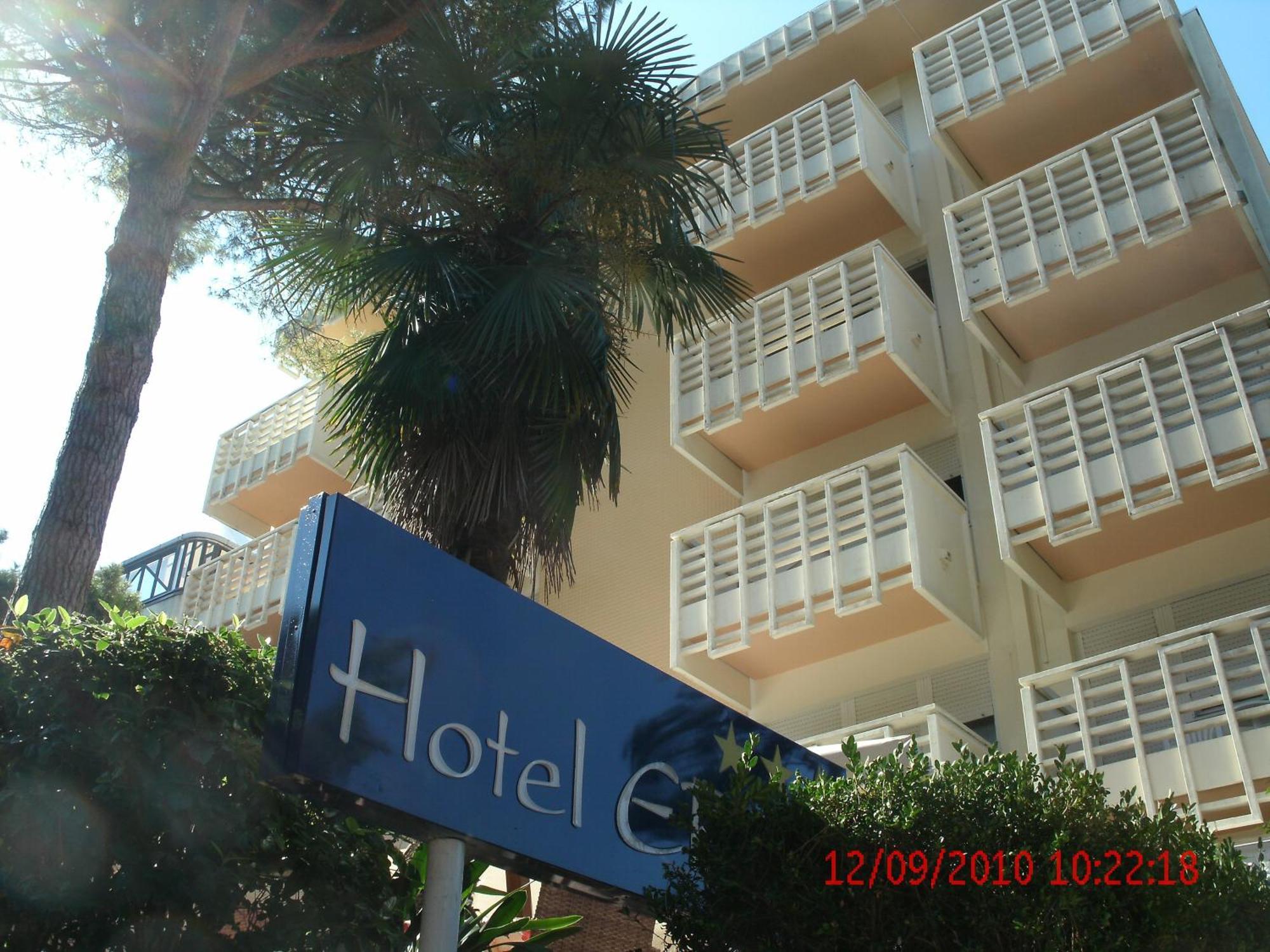 Hotel Eros Lignano Sabbiadoro Exterior photo